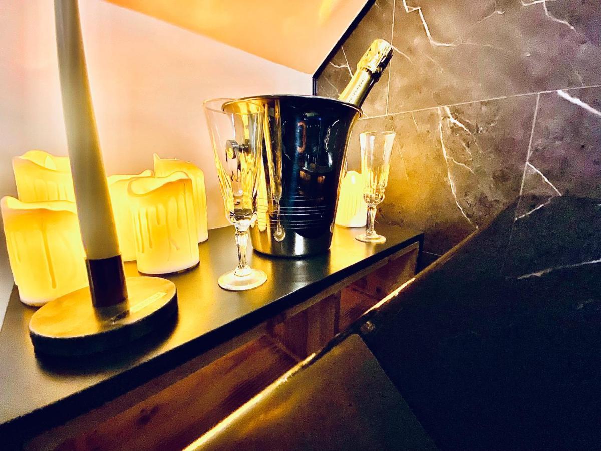 Saphir - Sauna Balneo Chromotherapie Massage Apartment Amiens